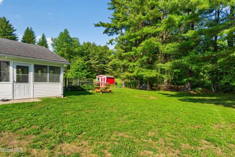 5881 Greens Corner Road Galway NY 12074