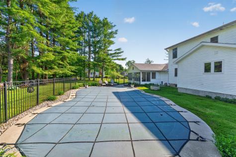 5881 Greens Corner Road Galway NY 12074
