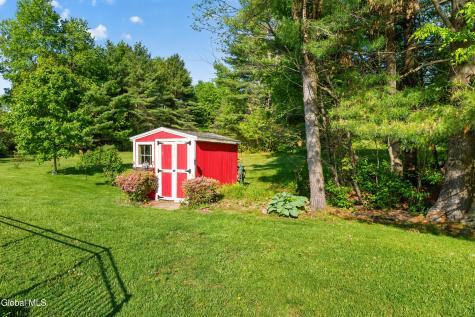 5881 Greens Corner Road Galway NY 12074