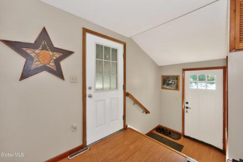 5881 Greens Corner Road Galway NY 12074