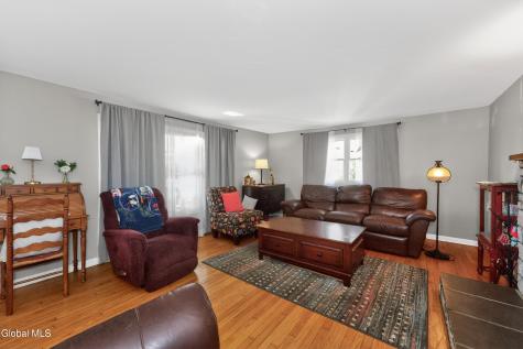 5881 Greens Corner Road Galway NY 12074