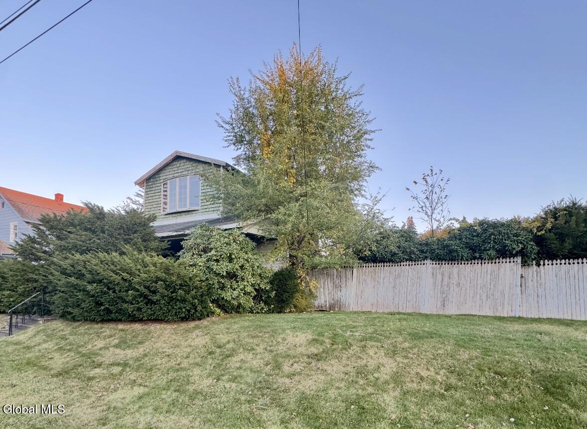 28 Fullerton Avenue Schenectady NY 12304