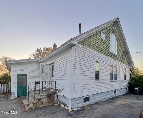 28 Fullerton Avenue Schenectady NY 12304