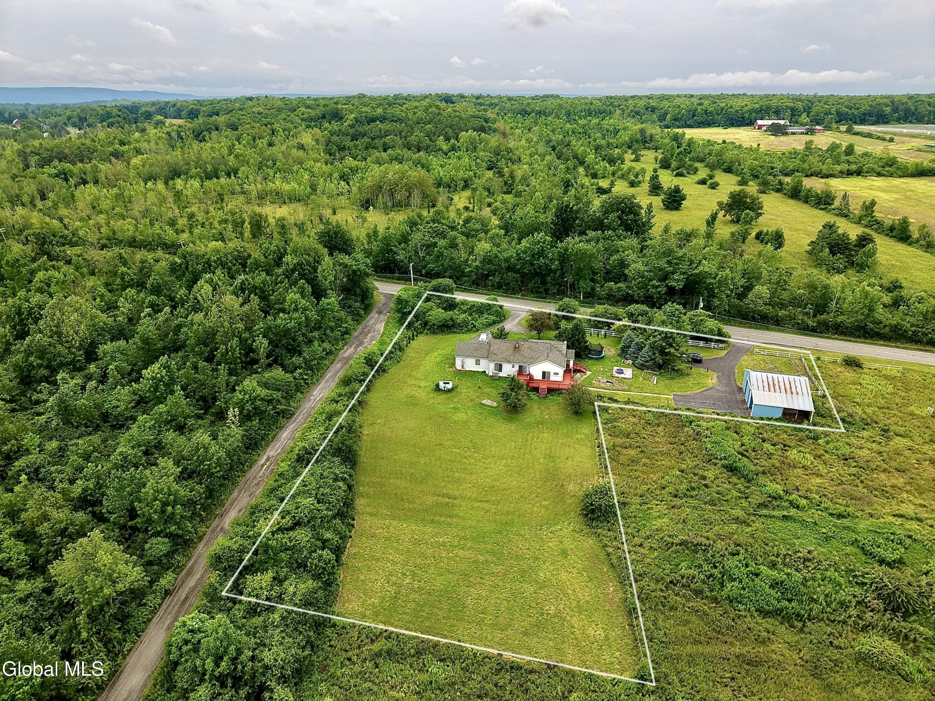 1912 Thompsons Lake Road Altamont NY 12009