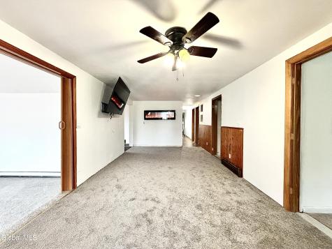 1912 Thompsons Lake Road Altamont NY 12009