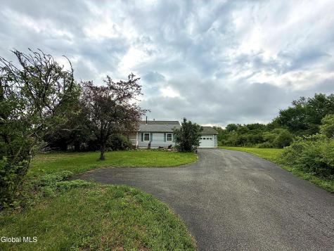 1912 Thompsons Lake Road Altamont NY 12009