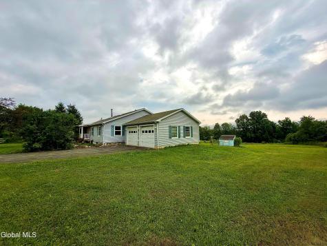 1912 Thompsons Lake Road Altamont NY 12009