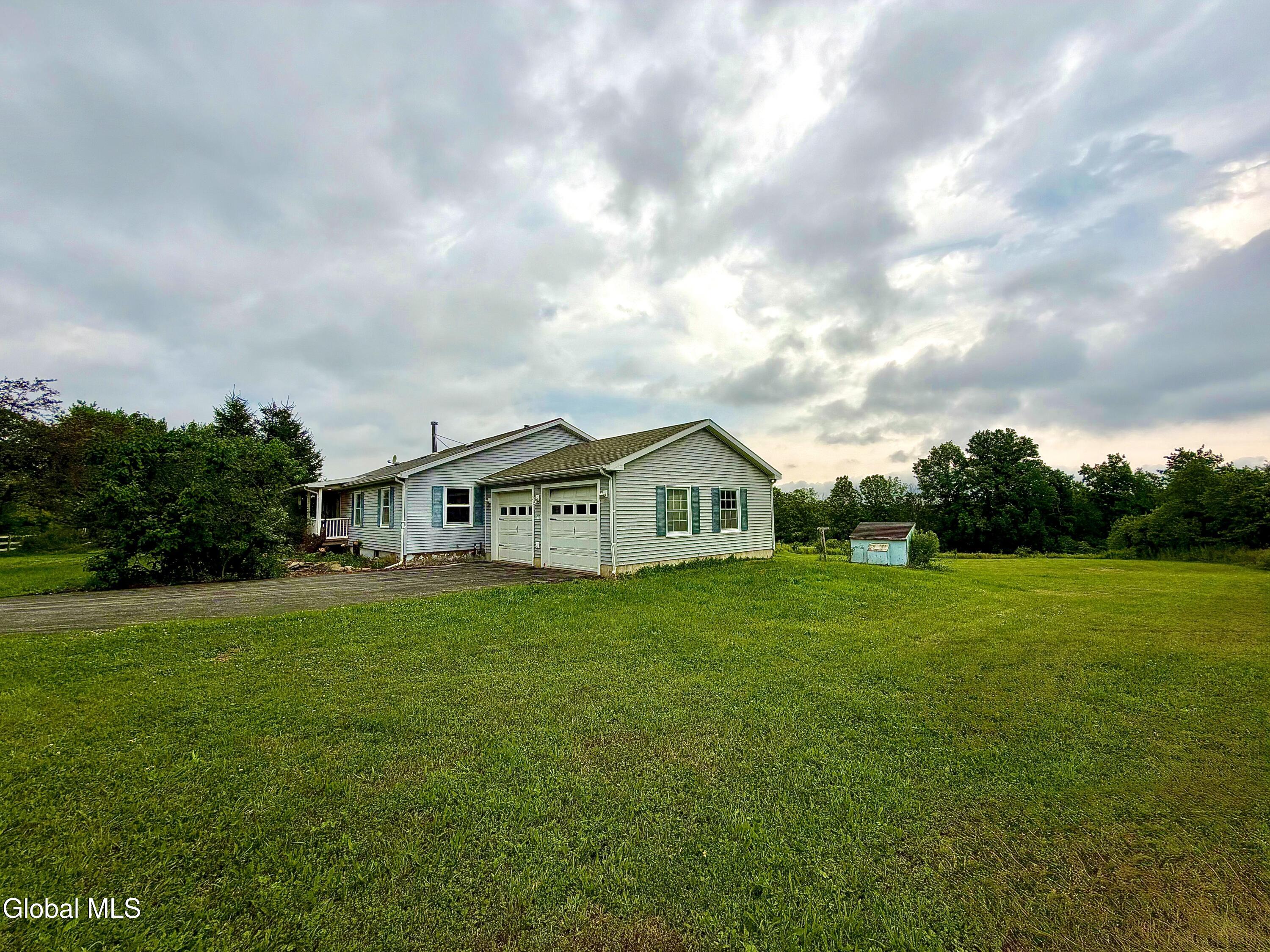 1912 Thompsons Lake Road Altamont NY 12009