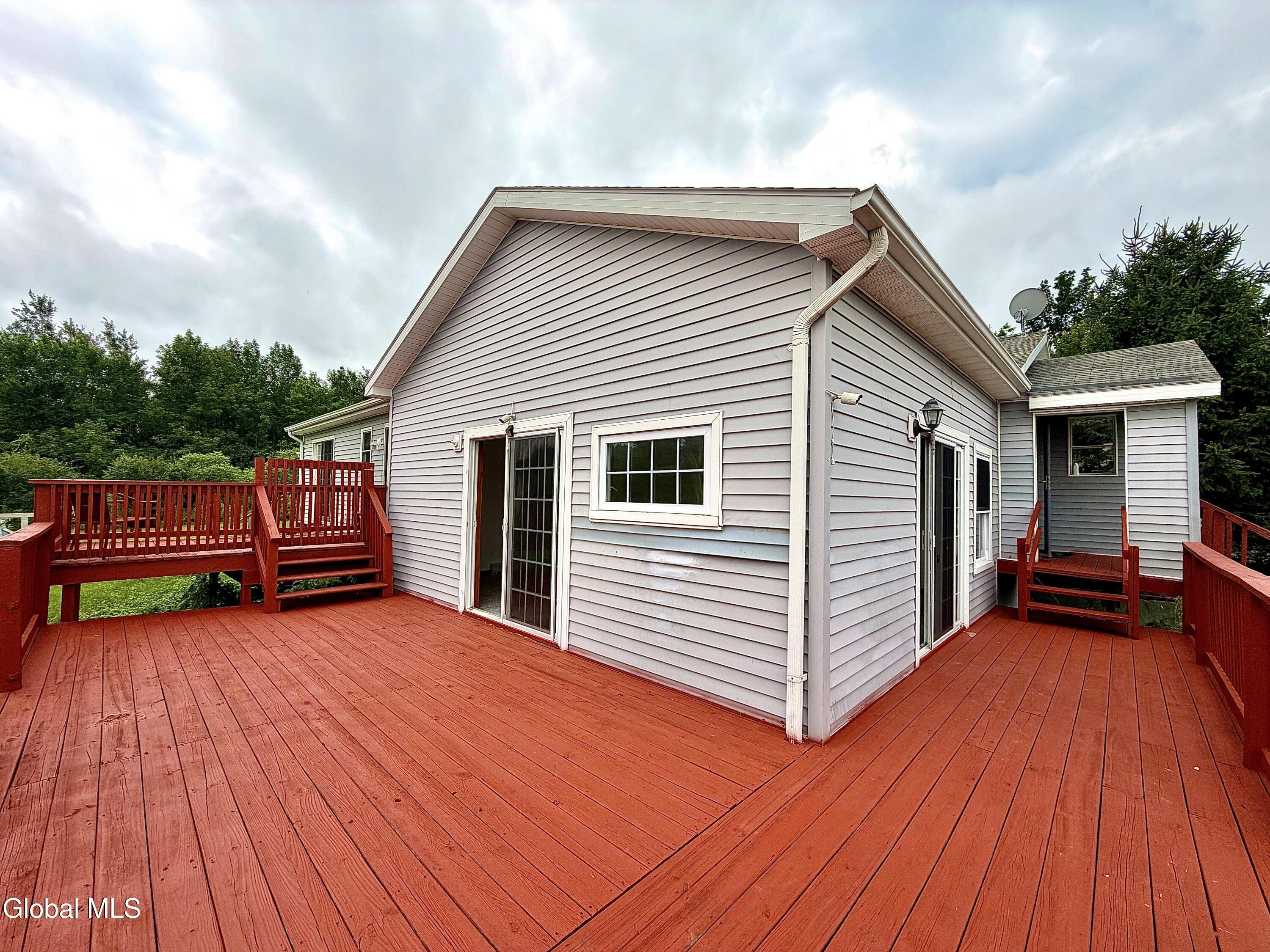 1912 Thompsons Lake Road Altamont NY 12009