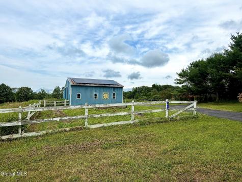 1912 Thompsons Lake Road Altamont NY 12009