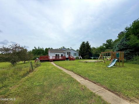 1912 Thompsons Lake Road Altamont NY 12009