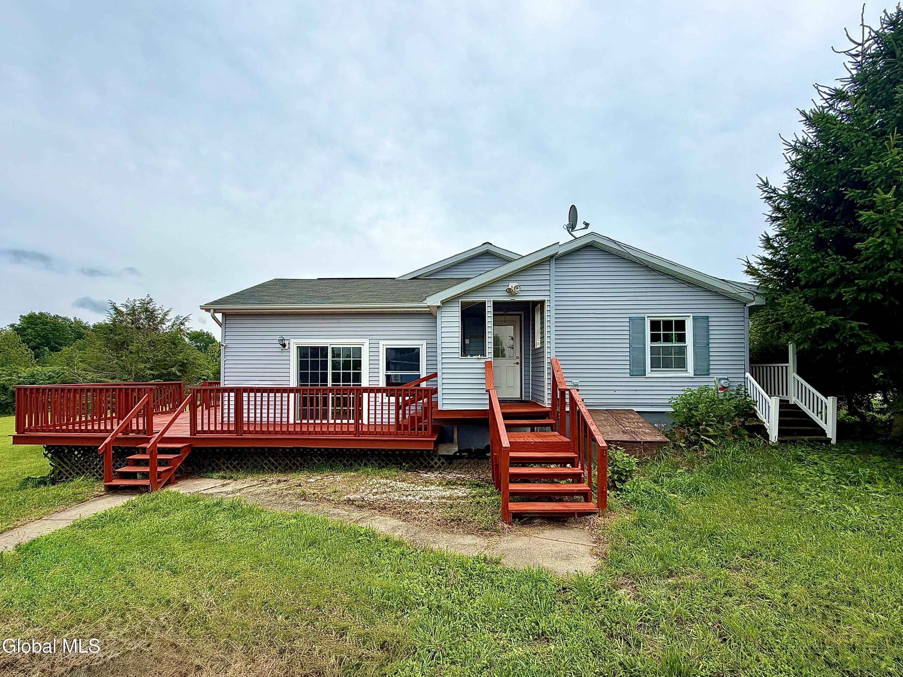 1912 Thompsons Lake Road Altamont NY 12009