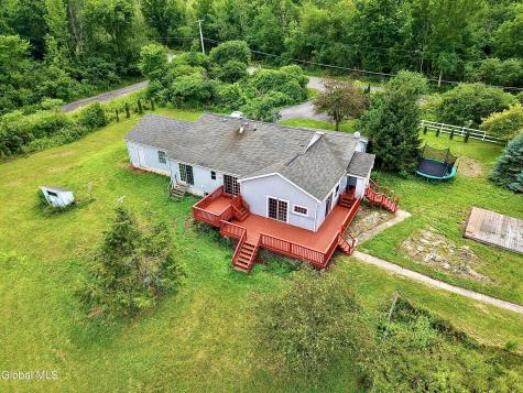 1912 Thompsons Lake Road Altamont NY 12009