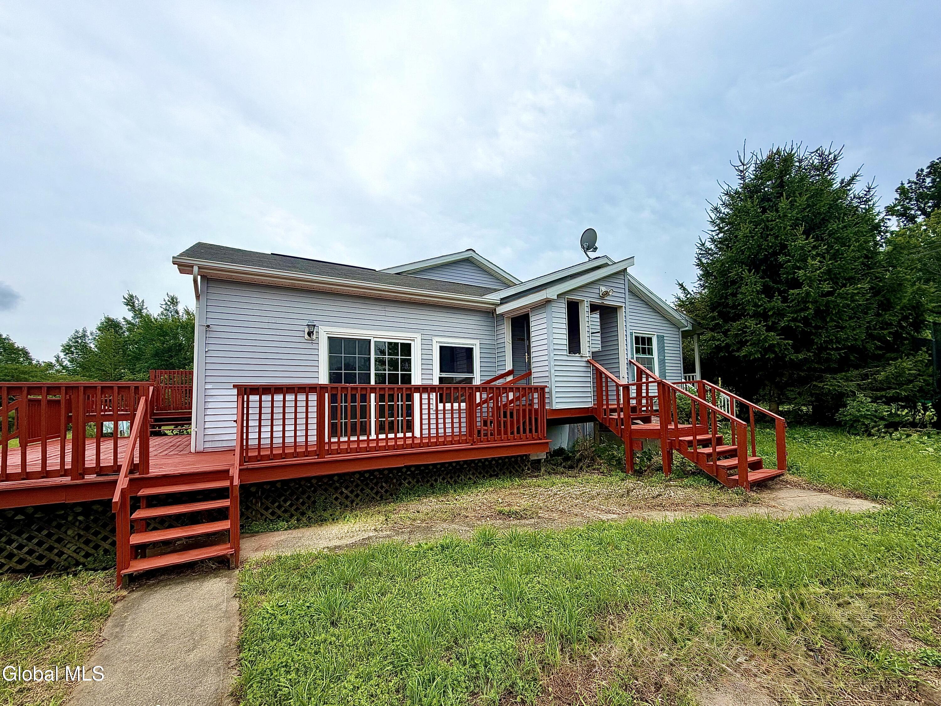 1912 Thompsons Lake Road Altamont NY 12009