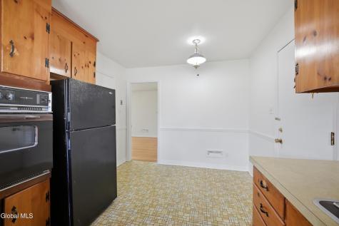 98 W Saint Stephens Lane Glenville NY 12302