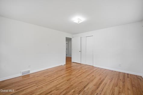 98 W Saint Stephens Lane Glenville NY 12302