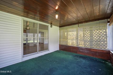 98 W Saint Stephens Lane Glenville NY 12302