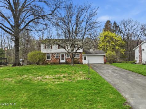 98 W Saint Stephens Lane Glenville NY 12302