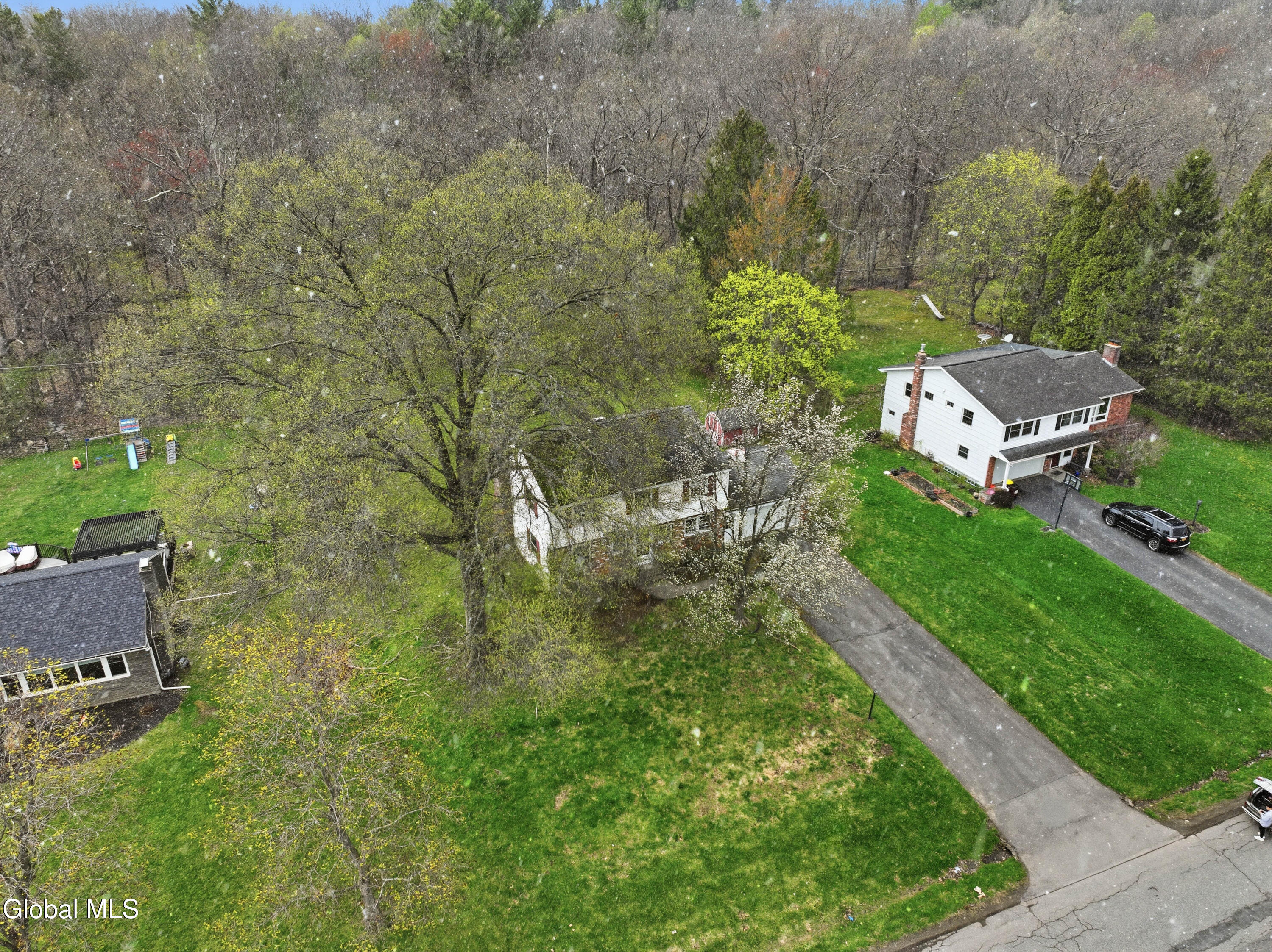 98 W Saint Stephens Lane Glenville NY 12302