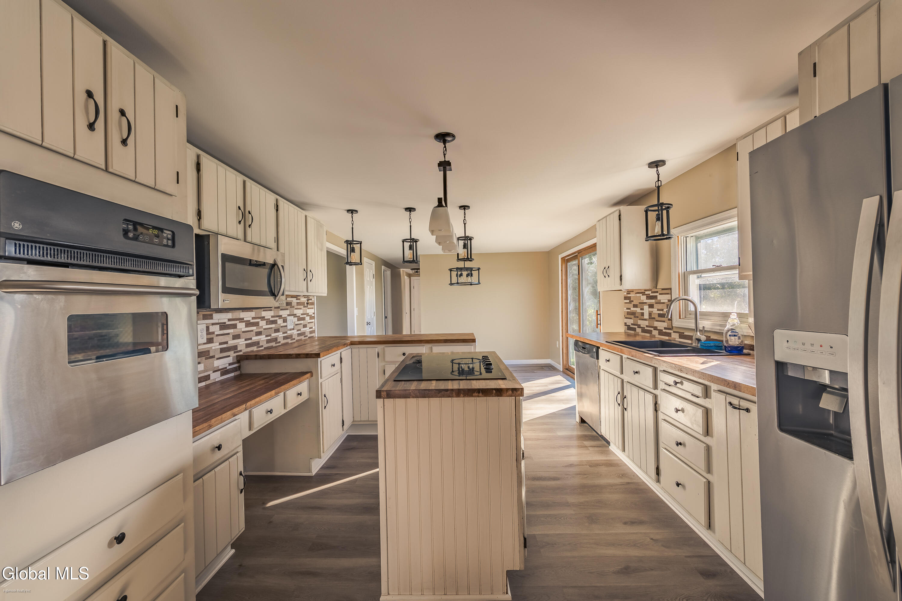 487 Middle Road Delanson NY 12053