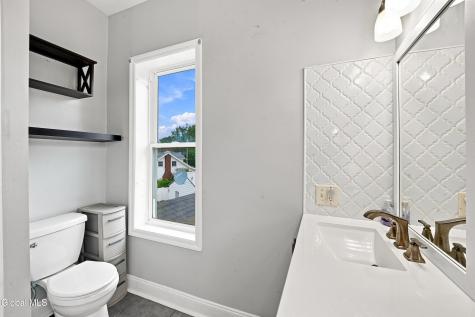530 Bedford Road Schenectady NY 12308