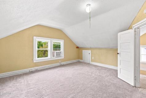 530 Bedford Road Schenectady NY 12308