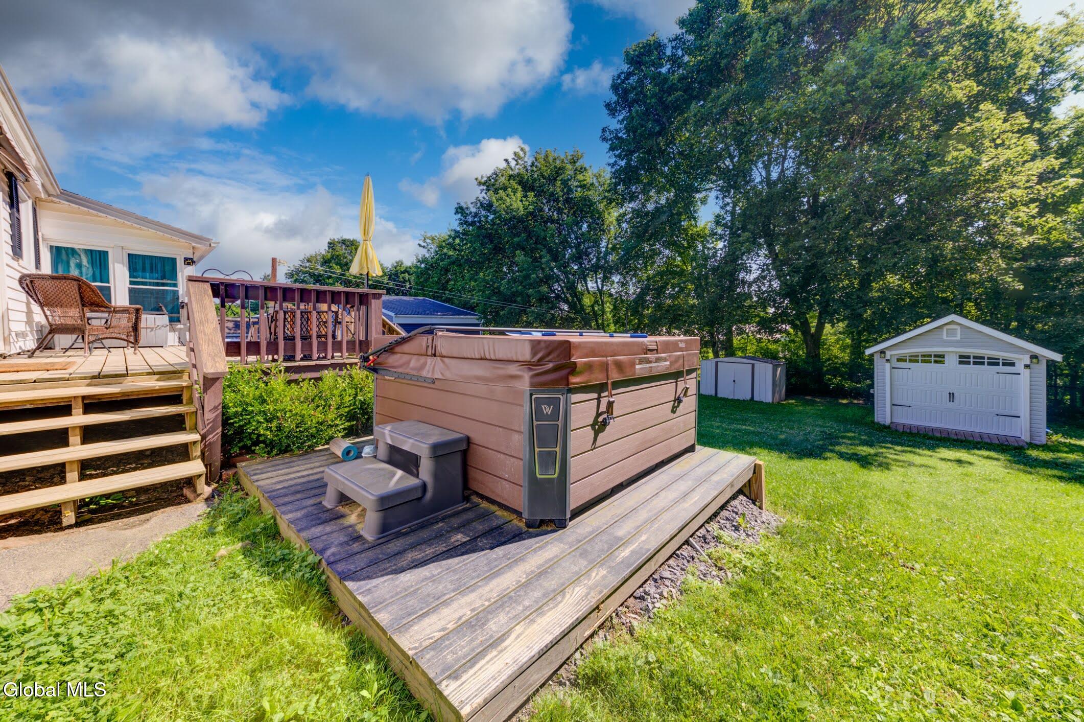 14 Frasier Avenue Johnstown NY 12095