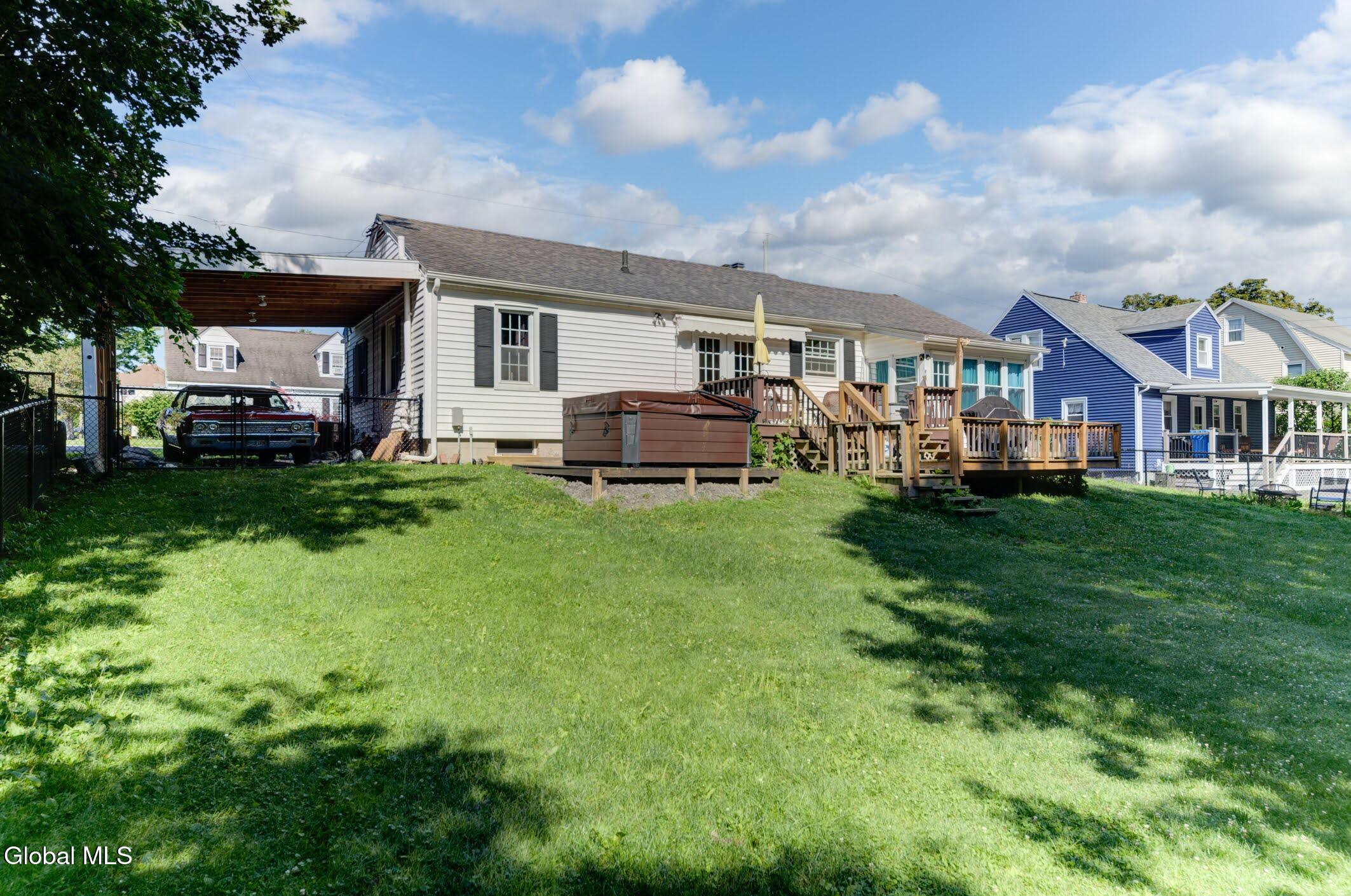 14 Frasier Avenue Johnstown NY 12095