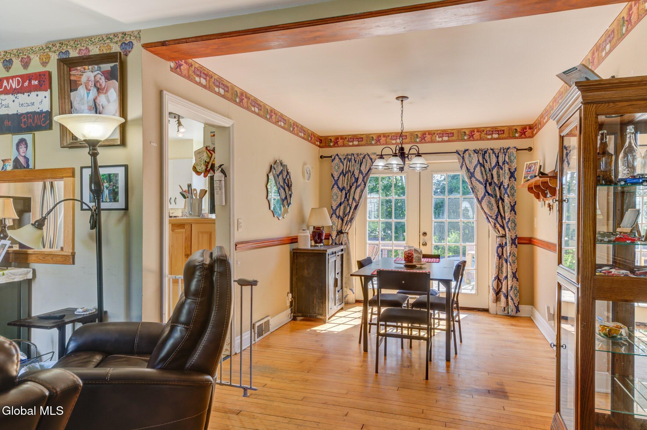 14 Frasier Avenue Johnstown NY 12095