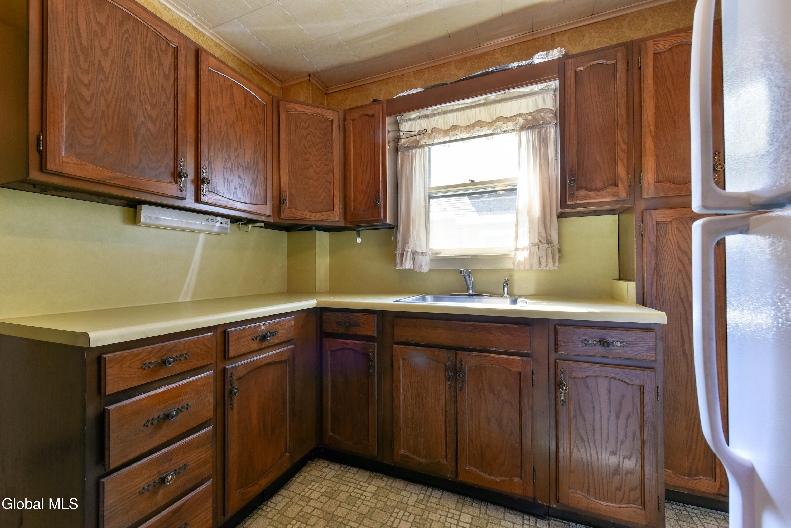 3058 Albany Street Schenectady NY 12304