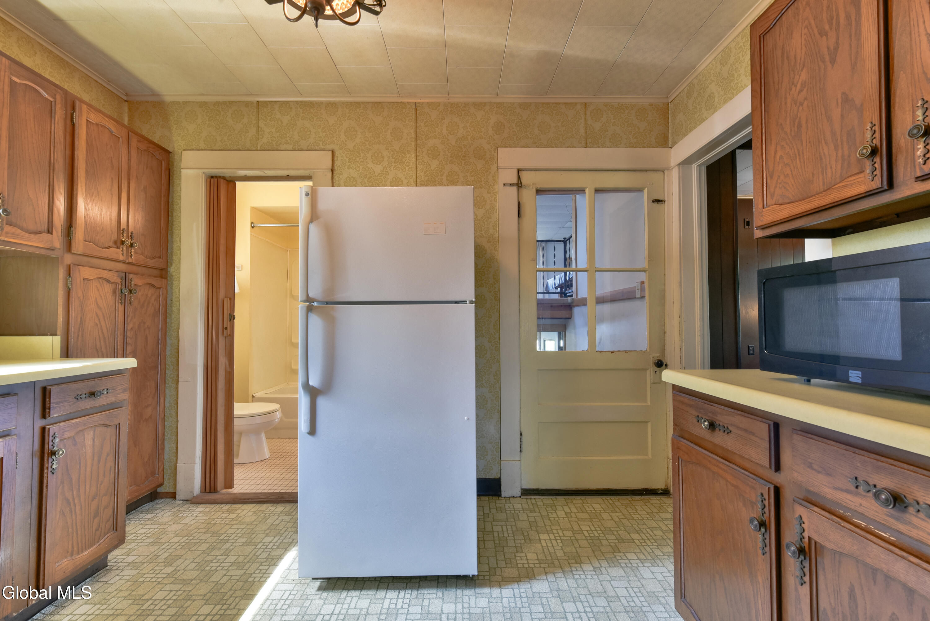 3058 Albany Street Schenectady NY 12304