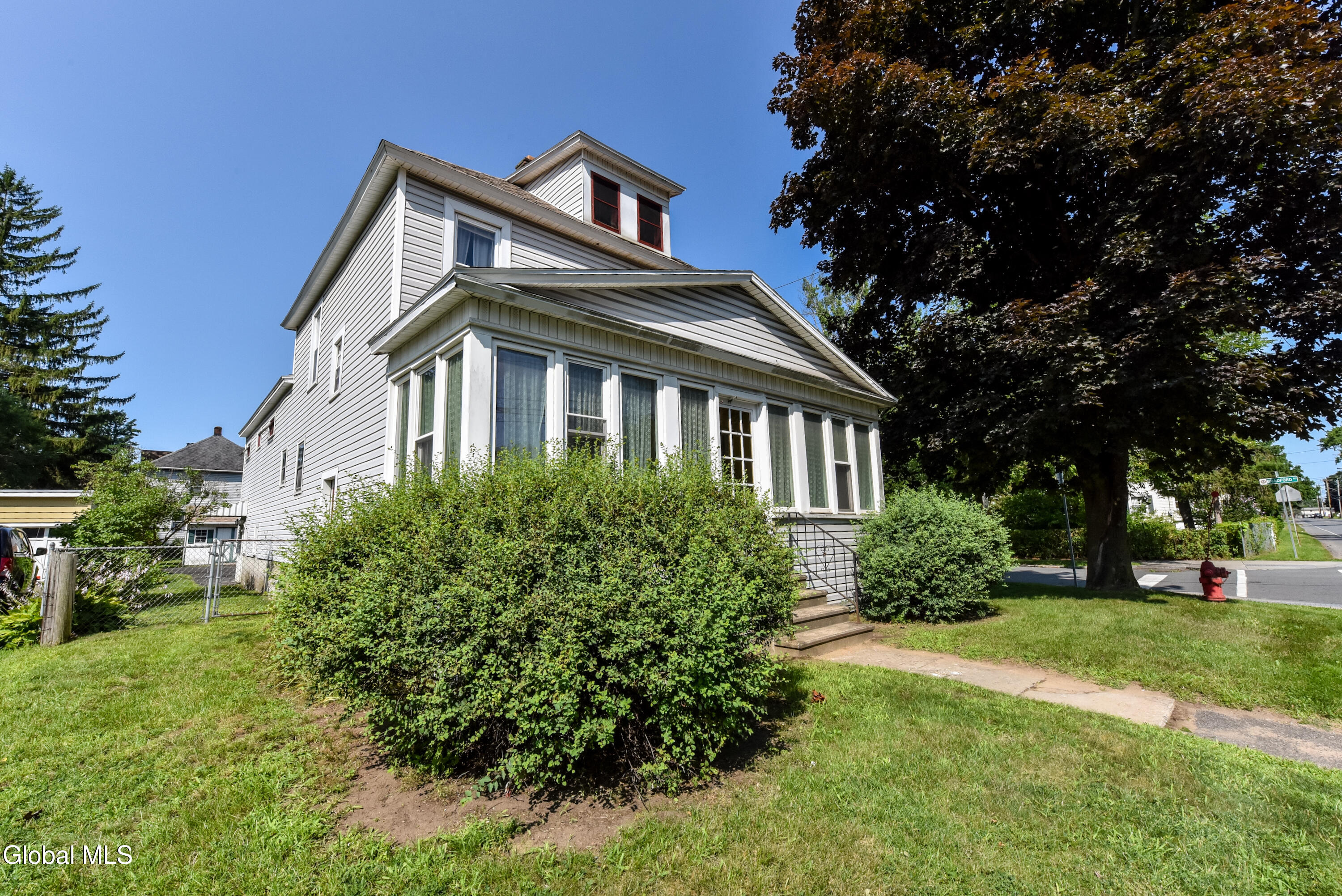 3058 Albany Street Schenectady NY 12304