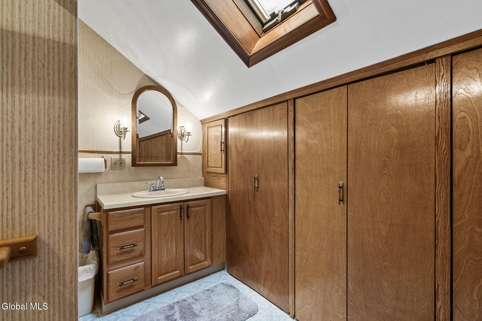 20 Slingerland Avenue Clarksville NY 12041