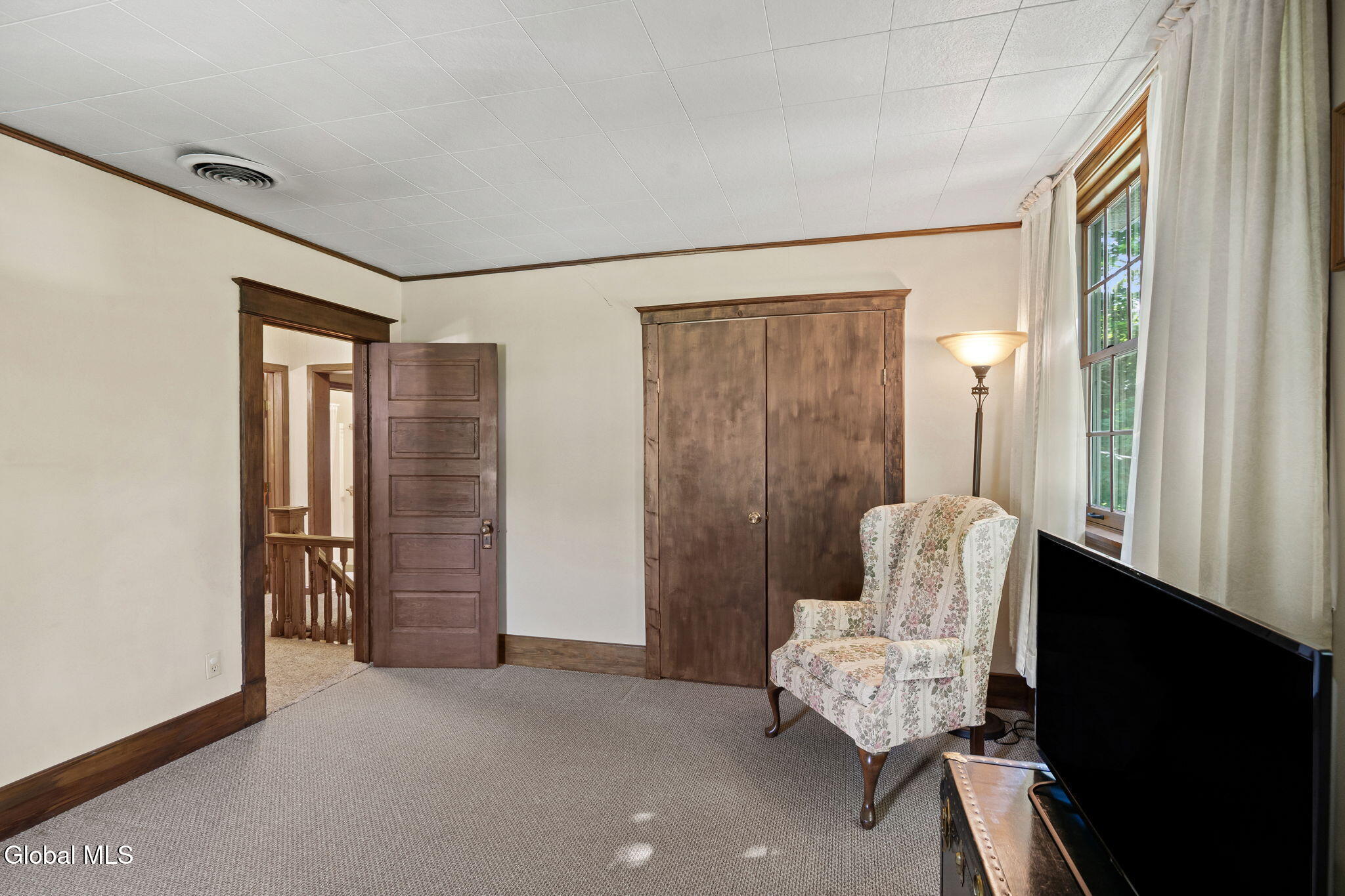 20 Slingerland Avenue Clarksville NY 12041