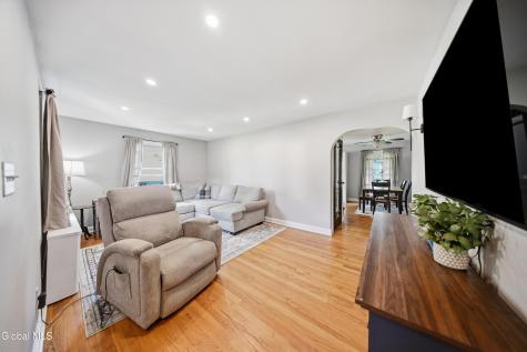 219 Consaul Road Albany NY 12205