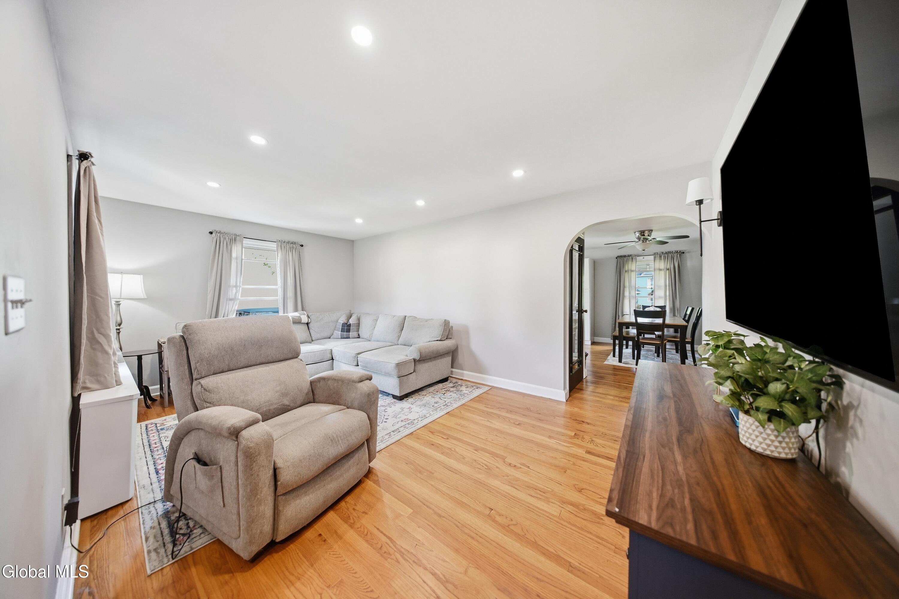 219 Consaul Road Albany NY 12205