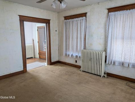 2127 Eastern Parkway Schenectady NY 12309