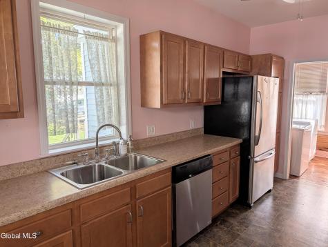 2127 Eastern Parkway Schenectady NY 12309