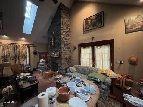 12 Brackwyck Drive Rensselaer NY 12144