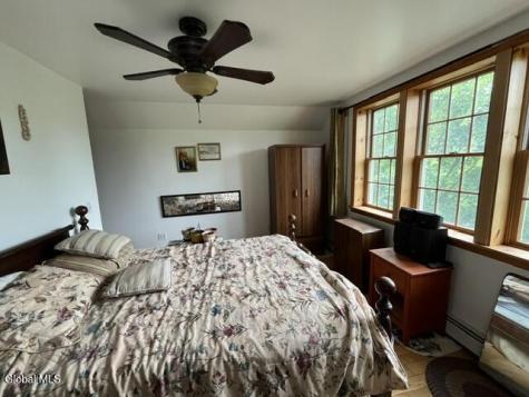 12 Brackwyck Drive Rensselaer NY 12144