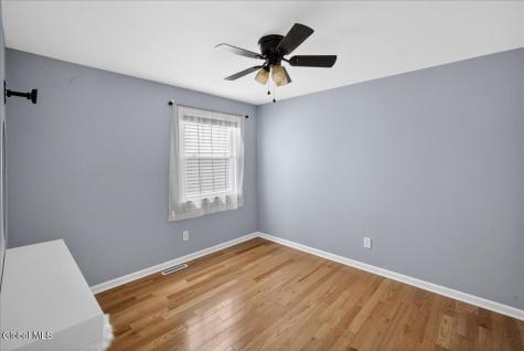 23 Victoria Way Albany NY 12209