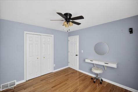 23 Victoria Way Albany NY 12209