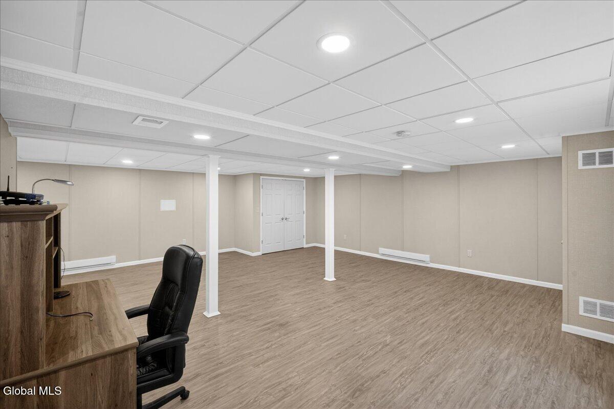 23 Victoria Way Albany NY 12209
