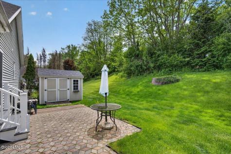 23 Victoria Way Albany NY 12209
