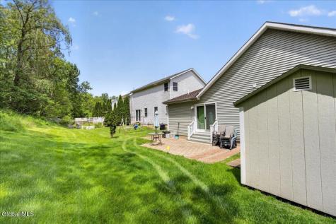 23 Victoria Way Albany NY 12209