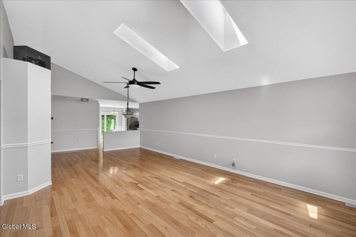23 Victoria Way Albany NY 12209