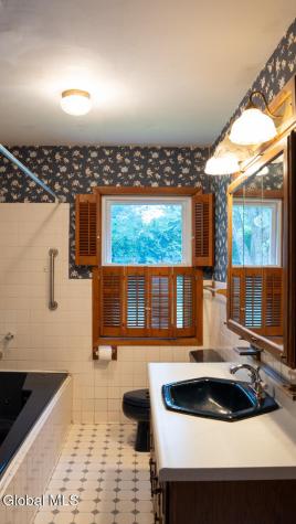 21 Cross Street Kinderhook NY 12106