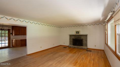 21 Cross Street Kinderhook NY 12106