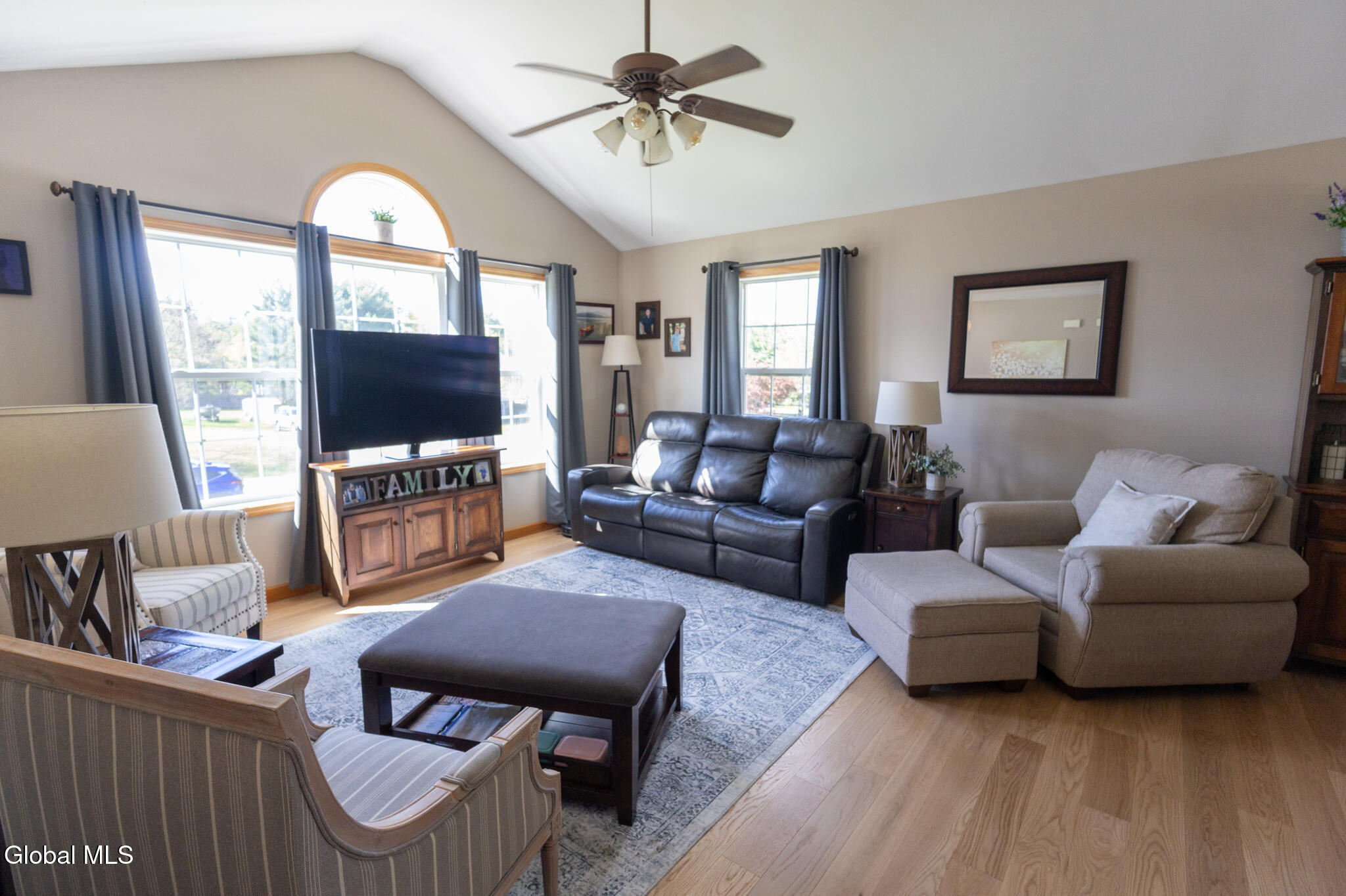 21 Meadowlark Lane Warrensburg NY 12885