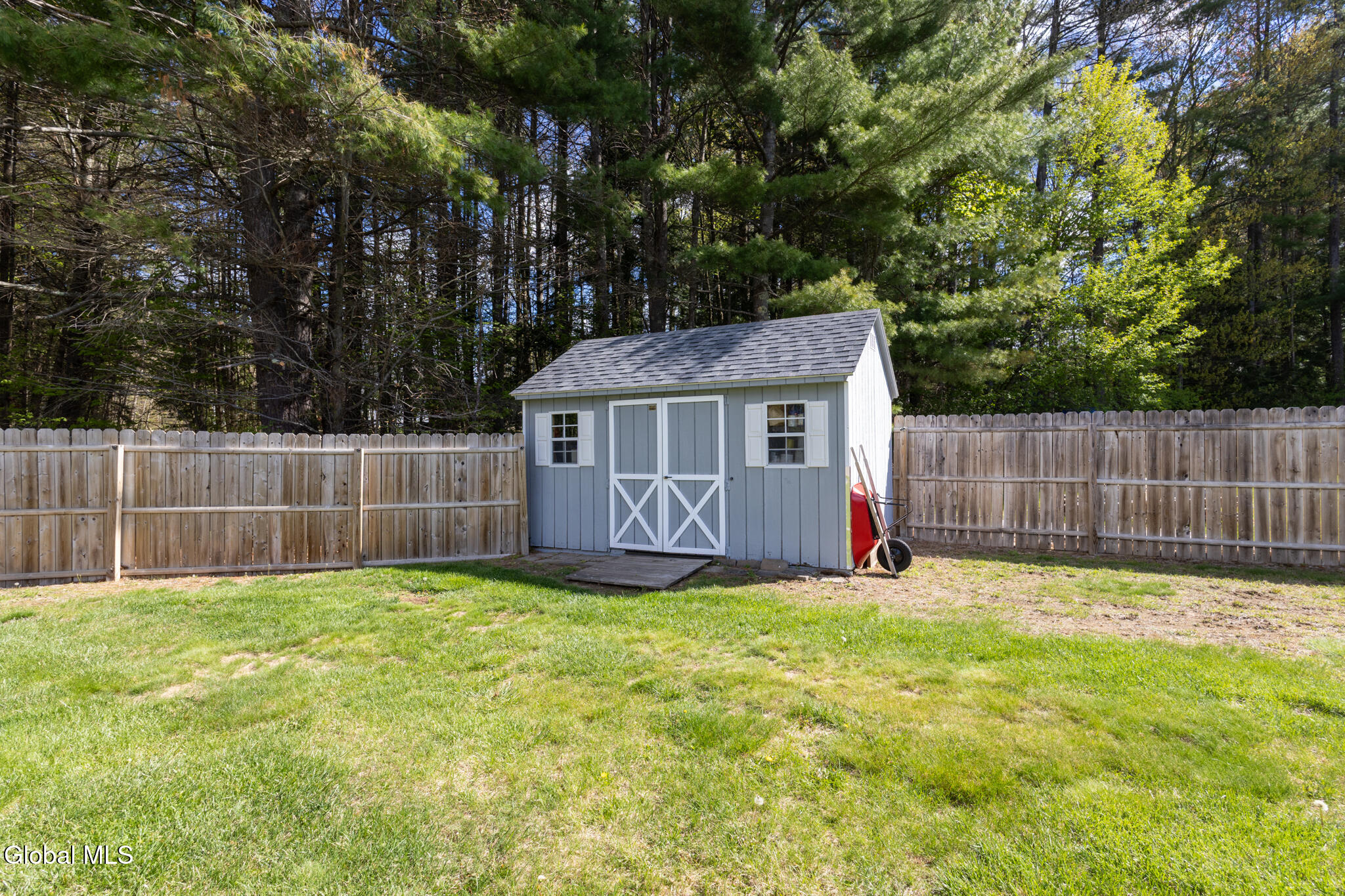 21 Meadowlark Lane Warrensburg NY 12885